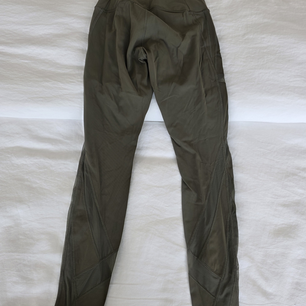 Lululemon Athletica Red, Black, and Green Leggings Set - Picture 5 of 15